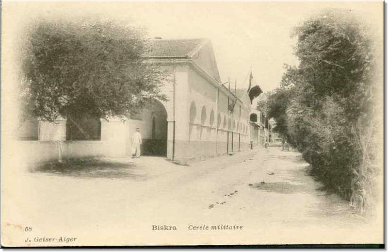 Biskra le cercle militaire.jpg