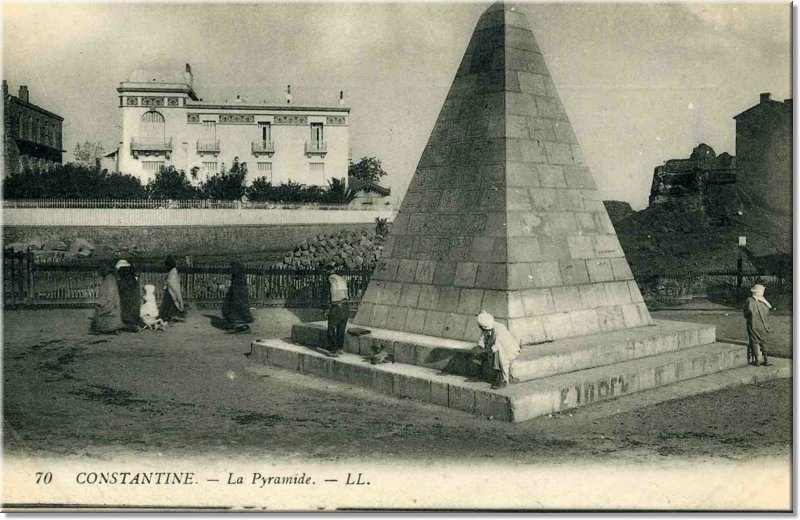 La pyramide.jpg
