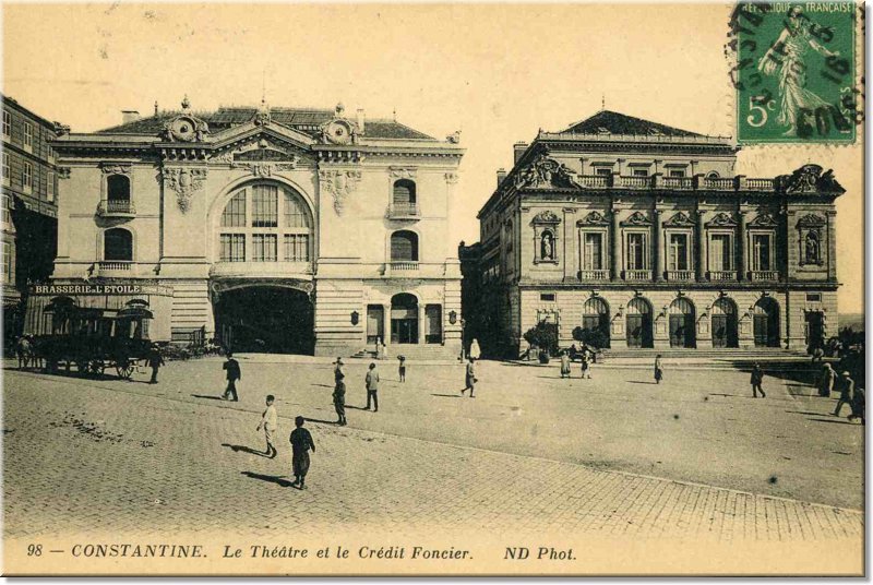 Le theatre.jpg