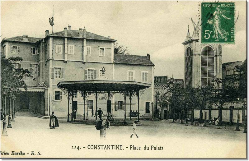 Place du palais.jpg
