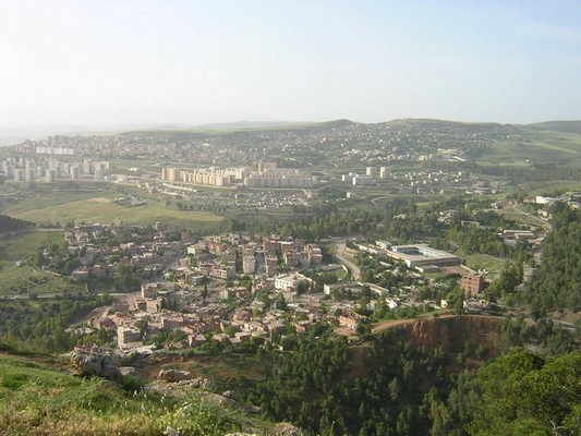 Dscn2021_nouveaux_quartiers_de_CNE_au_hamma2.JPG