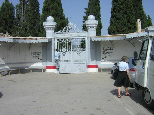 Dscn2033_l_entrée_du__cimetiere_de_Constantine2.JPG