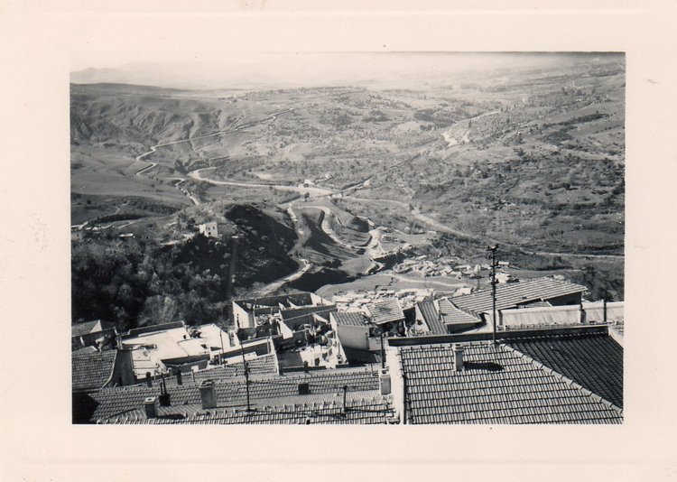 53vuedemonbalconroutedePhilipeville.jpg