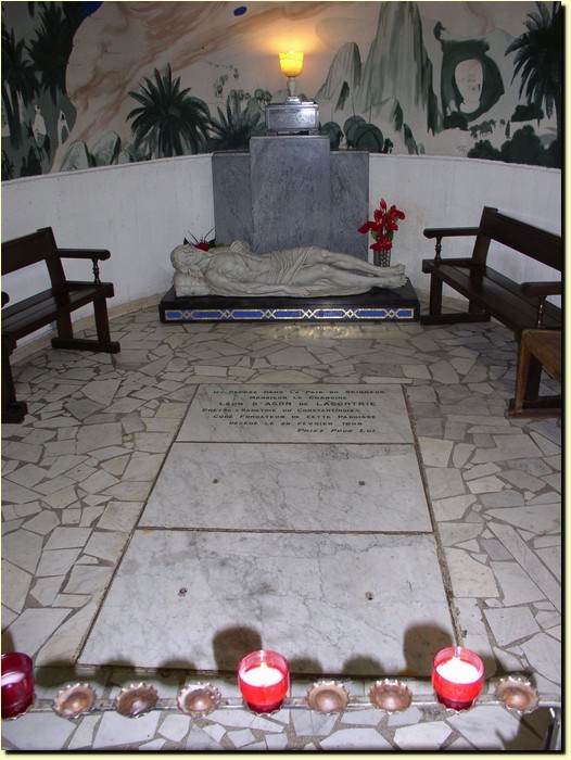 10-Tombe_AB_Dagon.JPG