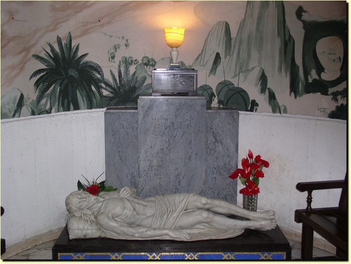 13-Gisant_du_Sacre_Coeur.JPG
